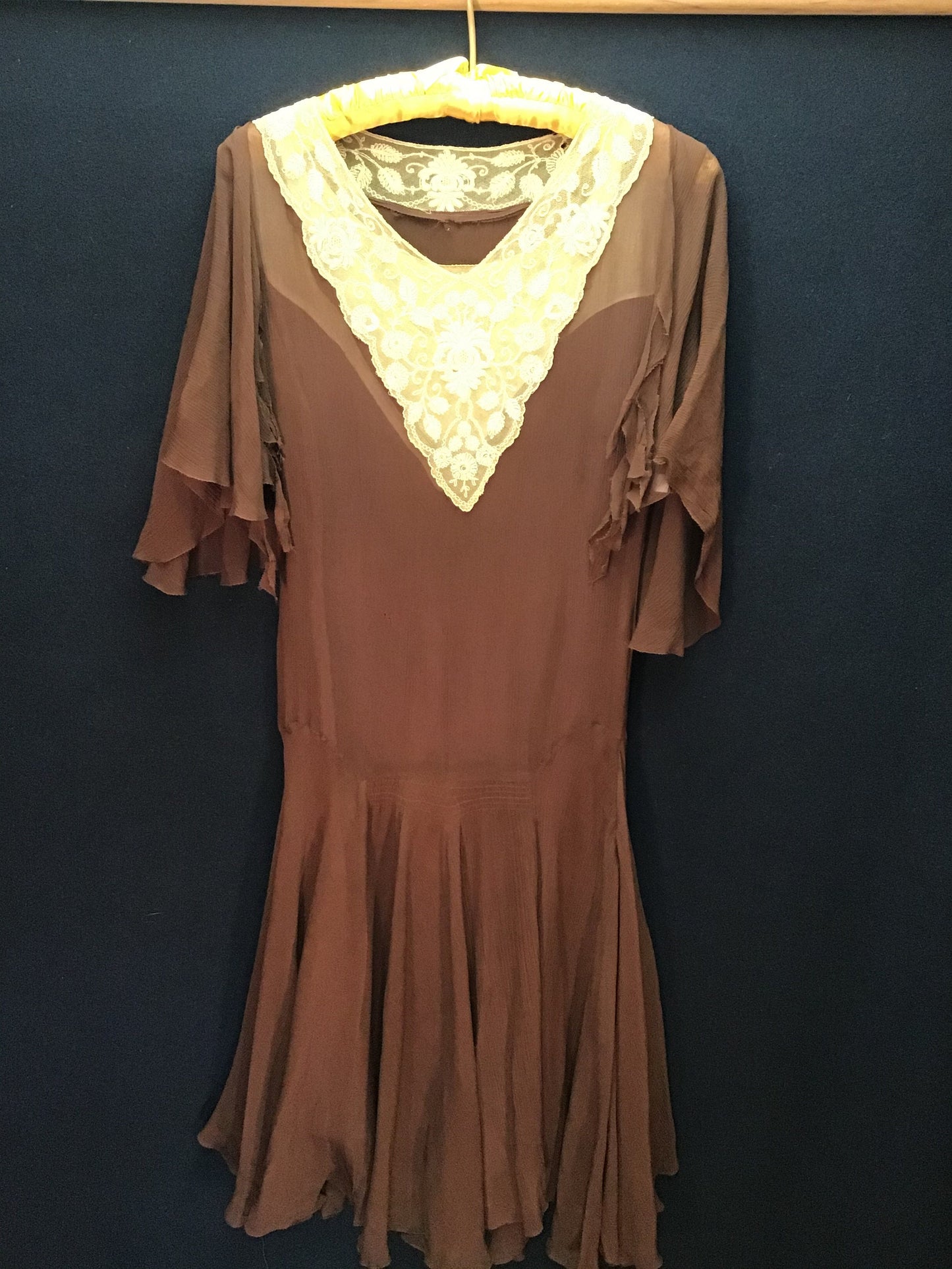 Authentic 1920s Brown Chiffon and Lace Drop-waist Flapper Dress