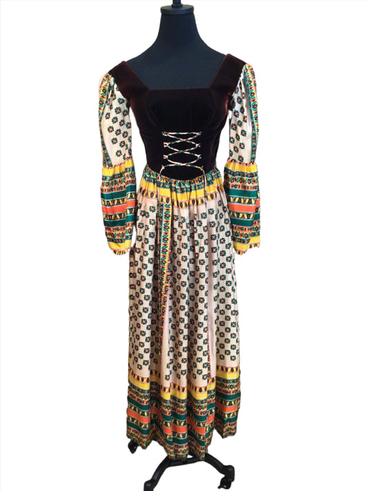 Authentic Vintage 1970s  peasant style Boho Dress