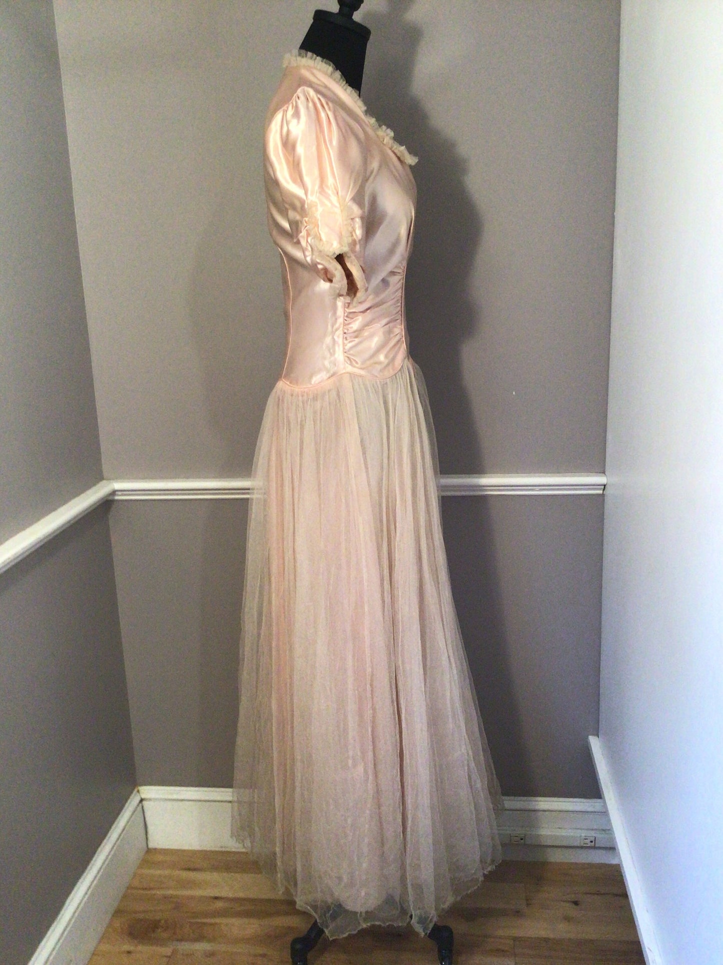 Vintage 1940s early 50s Rose Pink Satin Dress Gown with Tulle Skirt