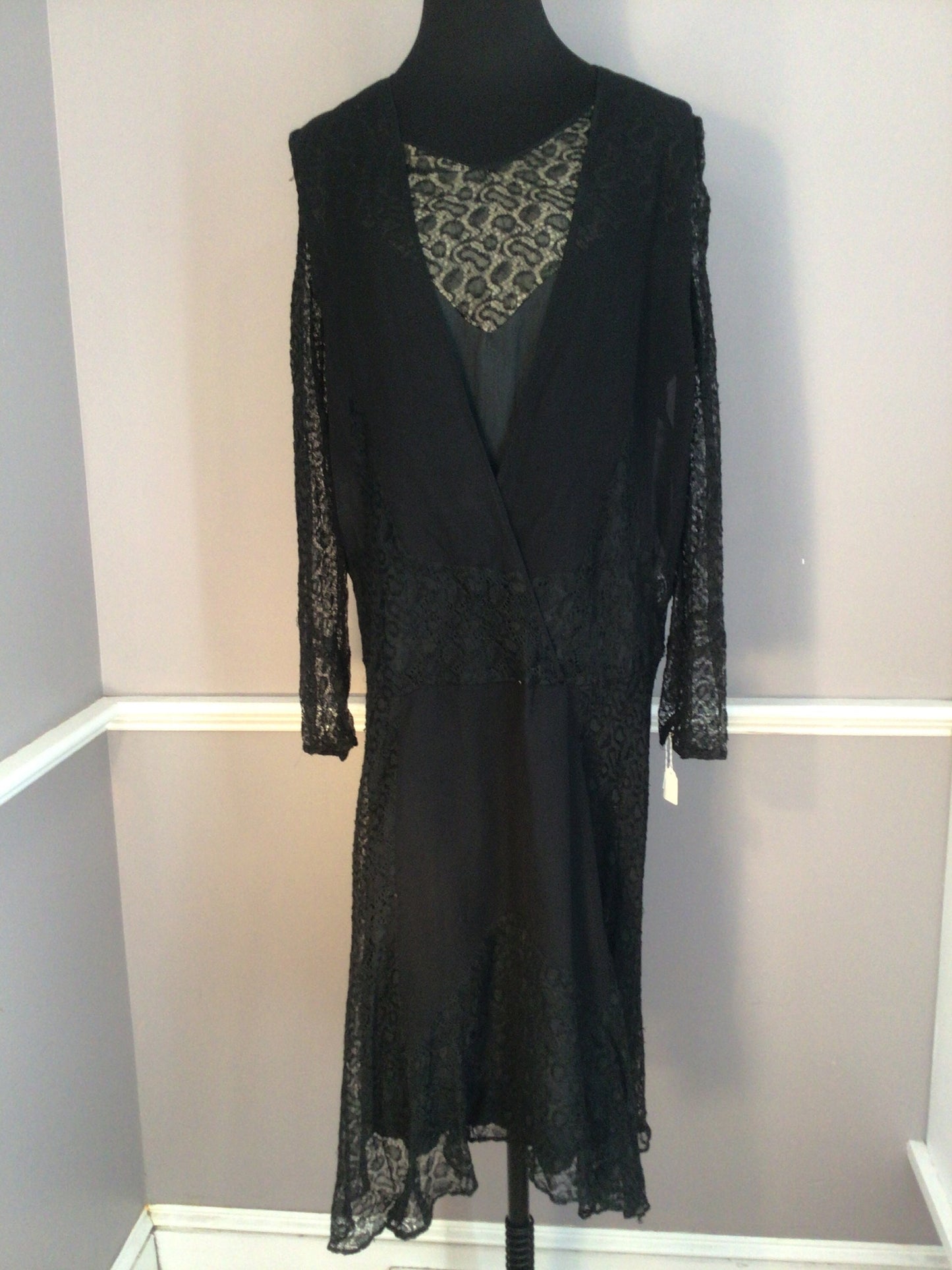 Authentic Vintage 1920’s Black Silk-Chiffon & Lace Day Dress