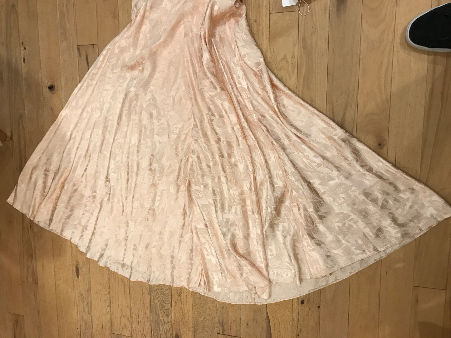 Authentic Vintage 1930s Peach Brocade Evening Gown