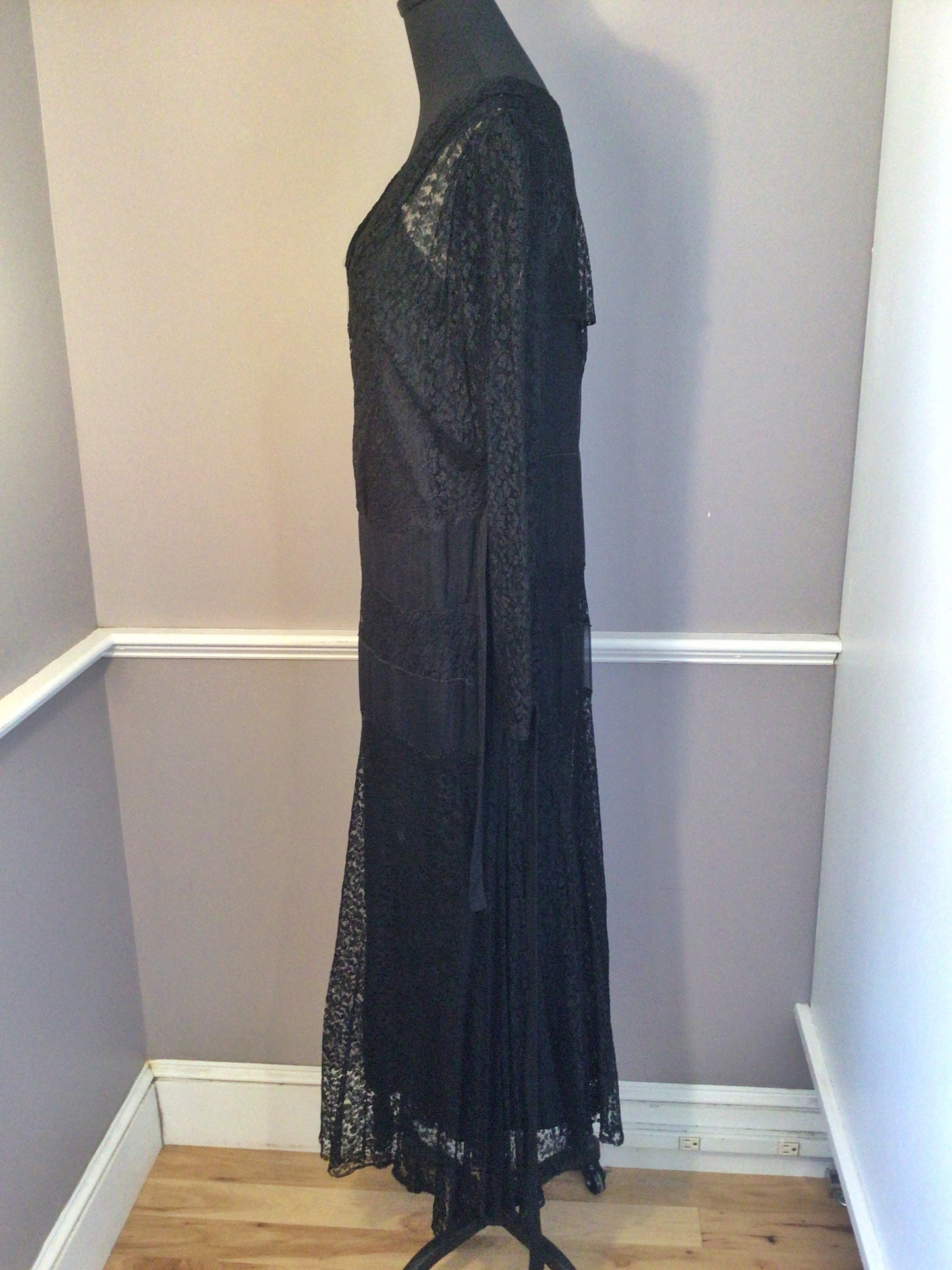 RARE Vintage 1930s Black Lace Silk Rayon, Ladies Evening Dress