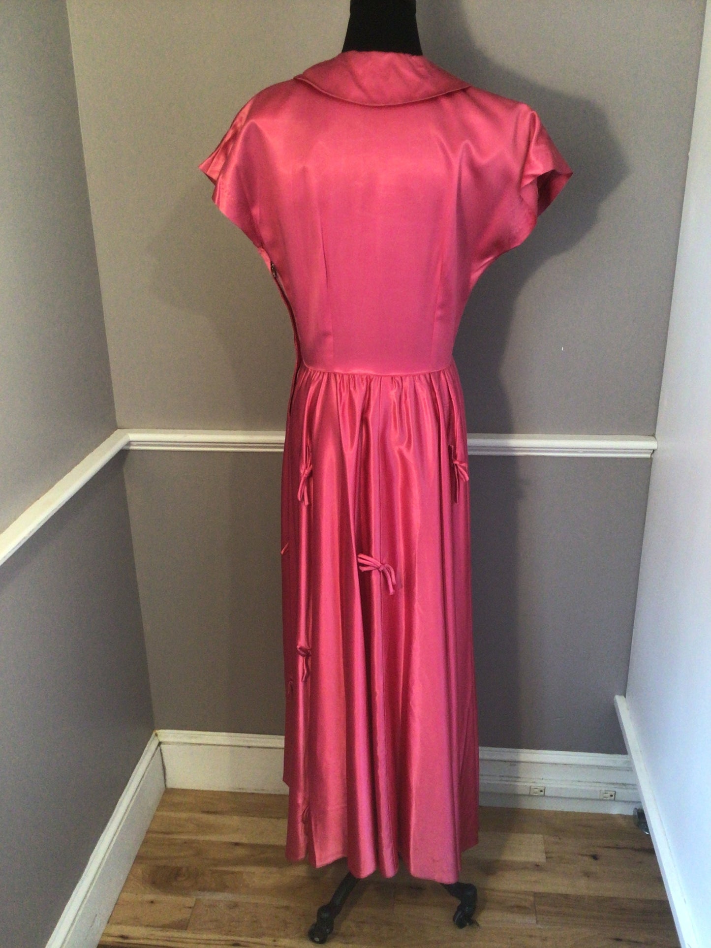 Vintage 1940s Rose Fushia Silk Satin Full Length Prom Gown